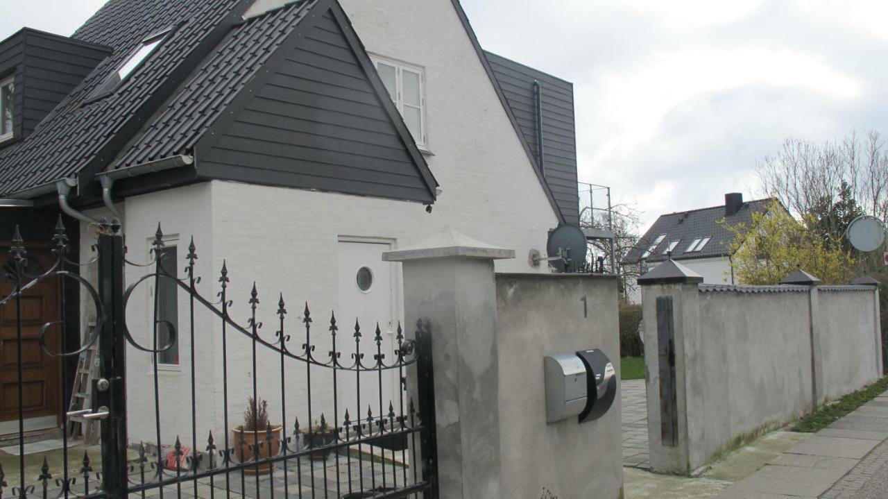 Guesthouse Sharon Apartments Århus 外观 照片
